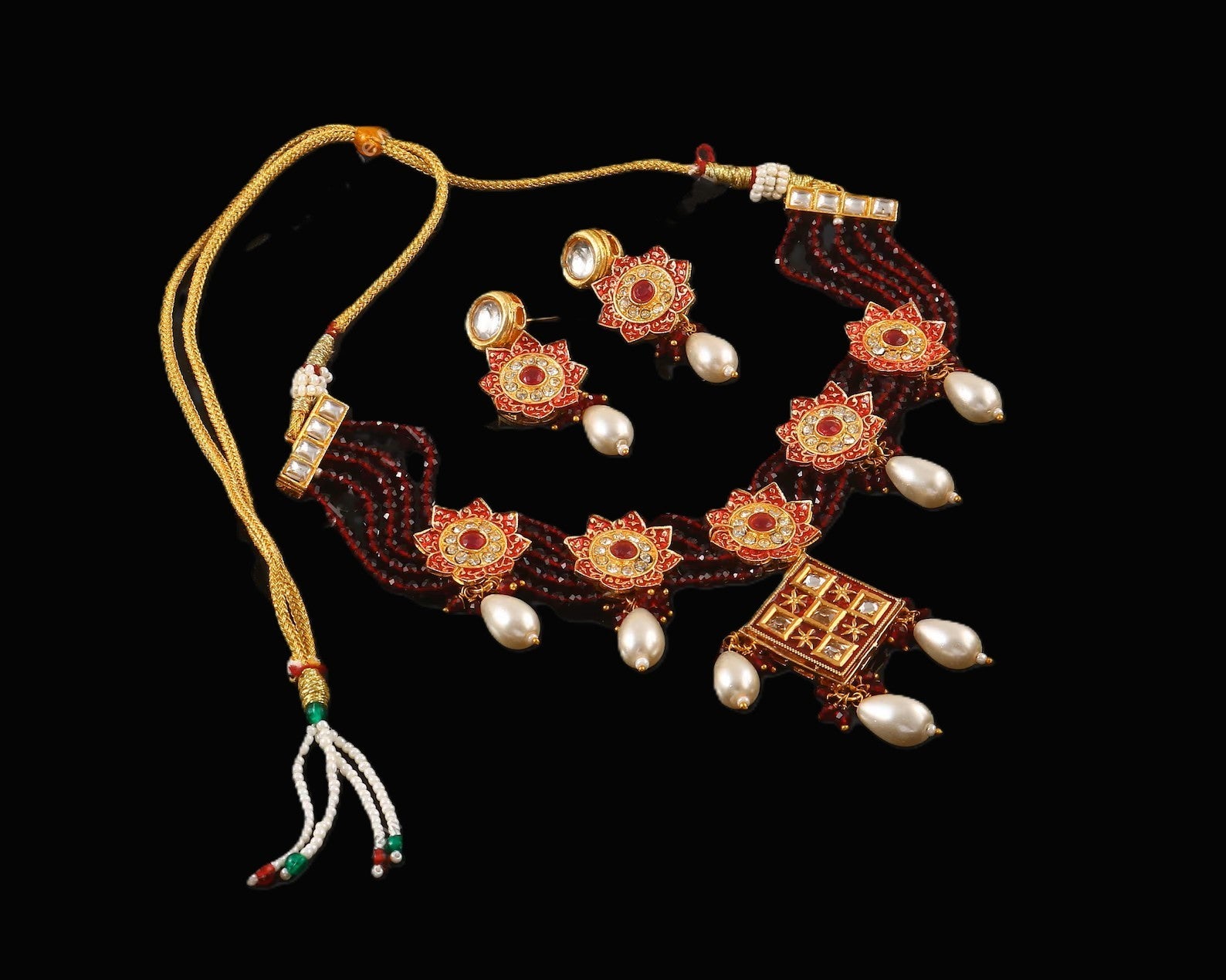 Traditional Festive Sets