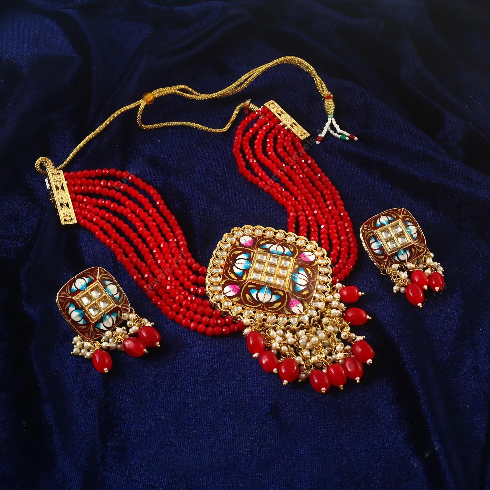 Traditional Festive Sets