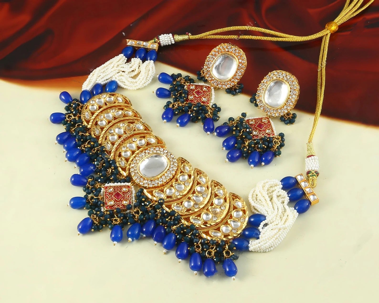 Traditional Festive Sets
