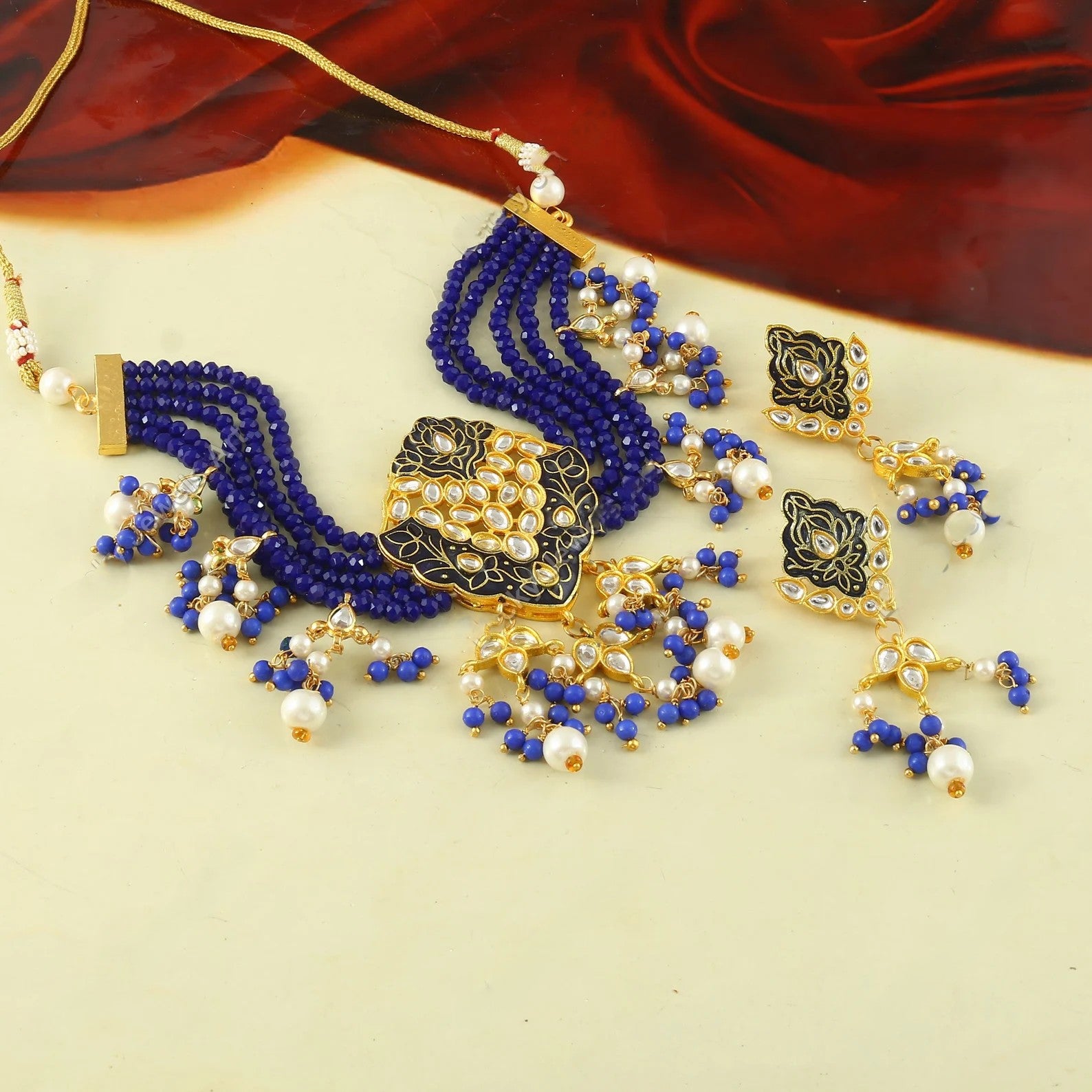 Traditional Festive Sets