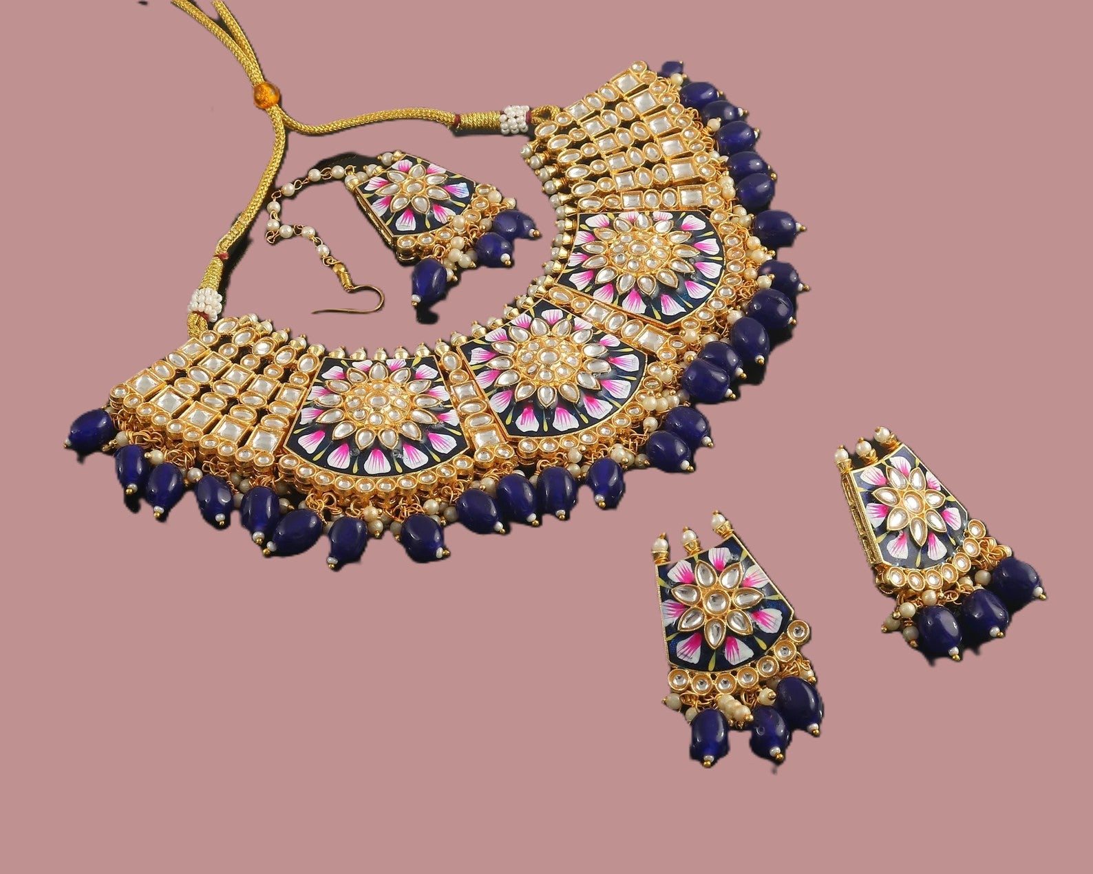 Traditional Festive Sets