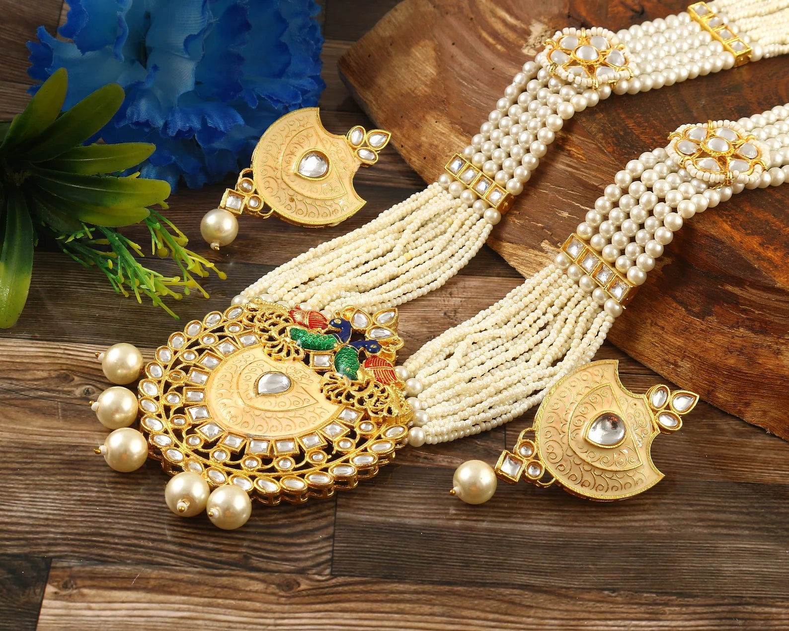 Traditional Festive Sets