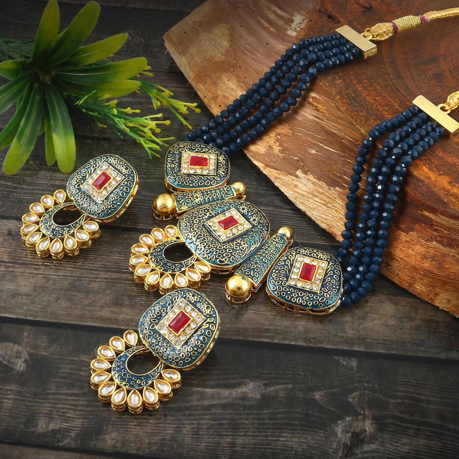 Traditional Festive Sets