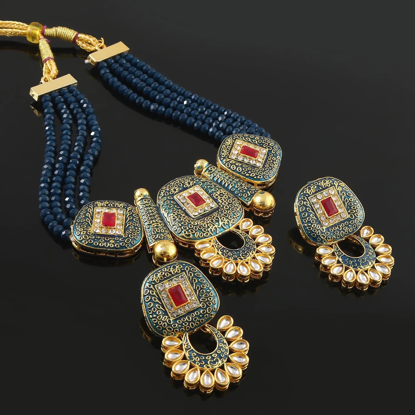 Traditional Festive Sets