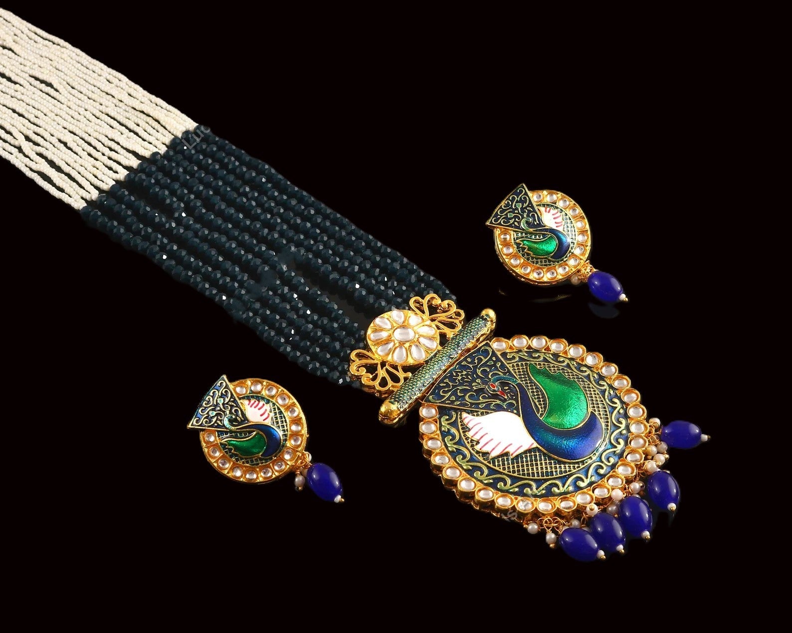 Traditional Festive Sets