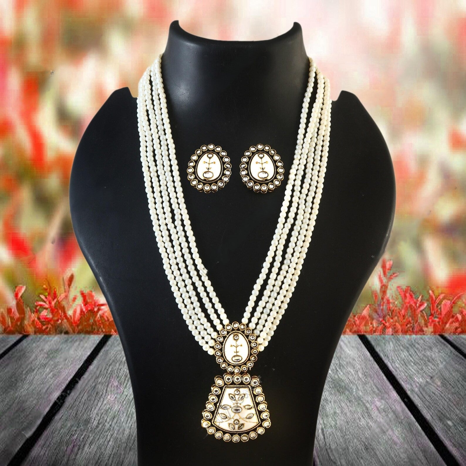 Traditional Festive Sets