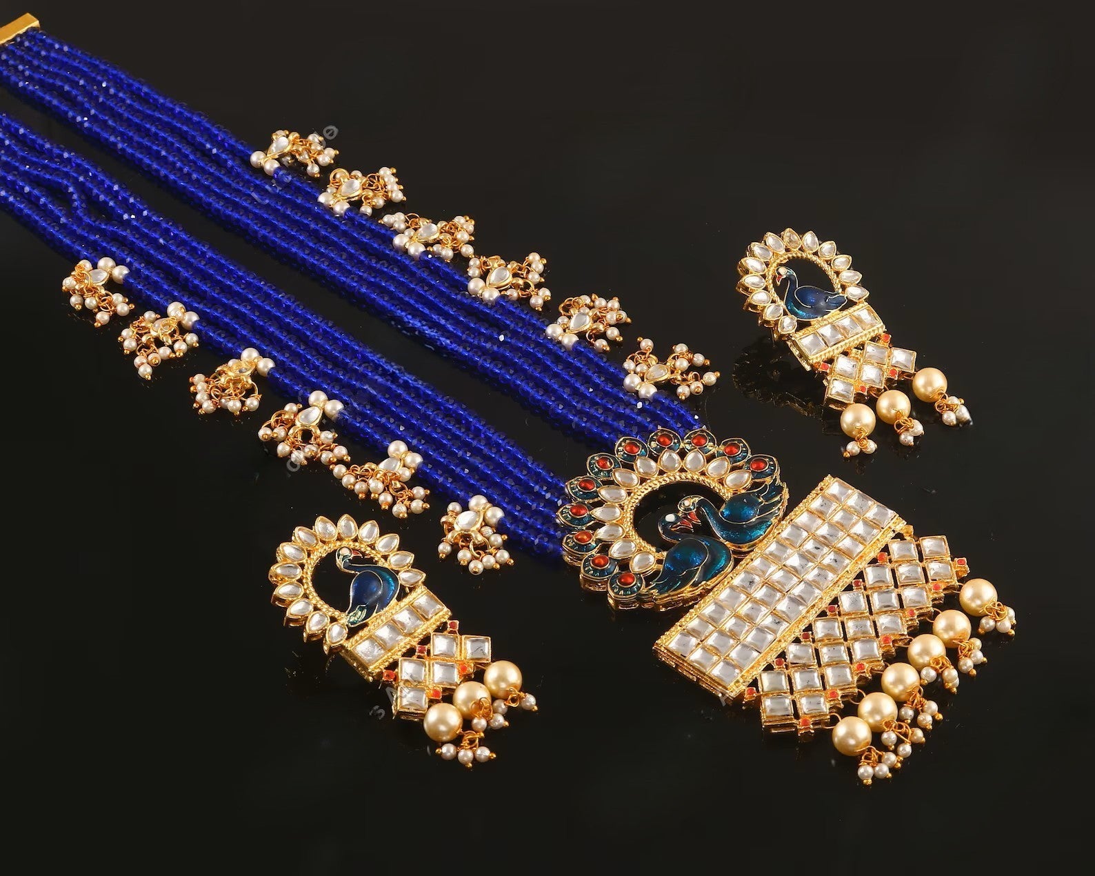 Traditional Festive Sets