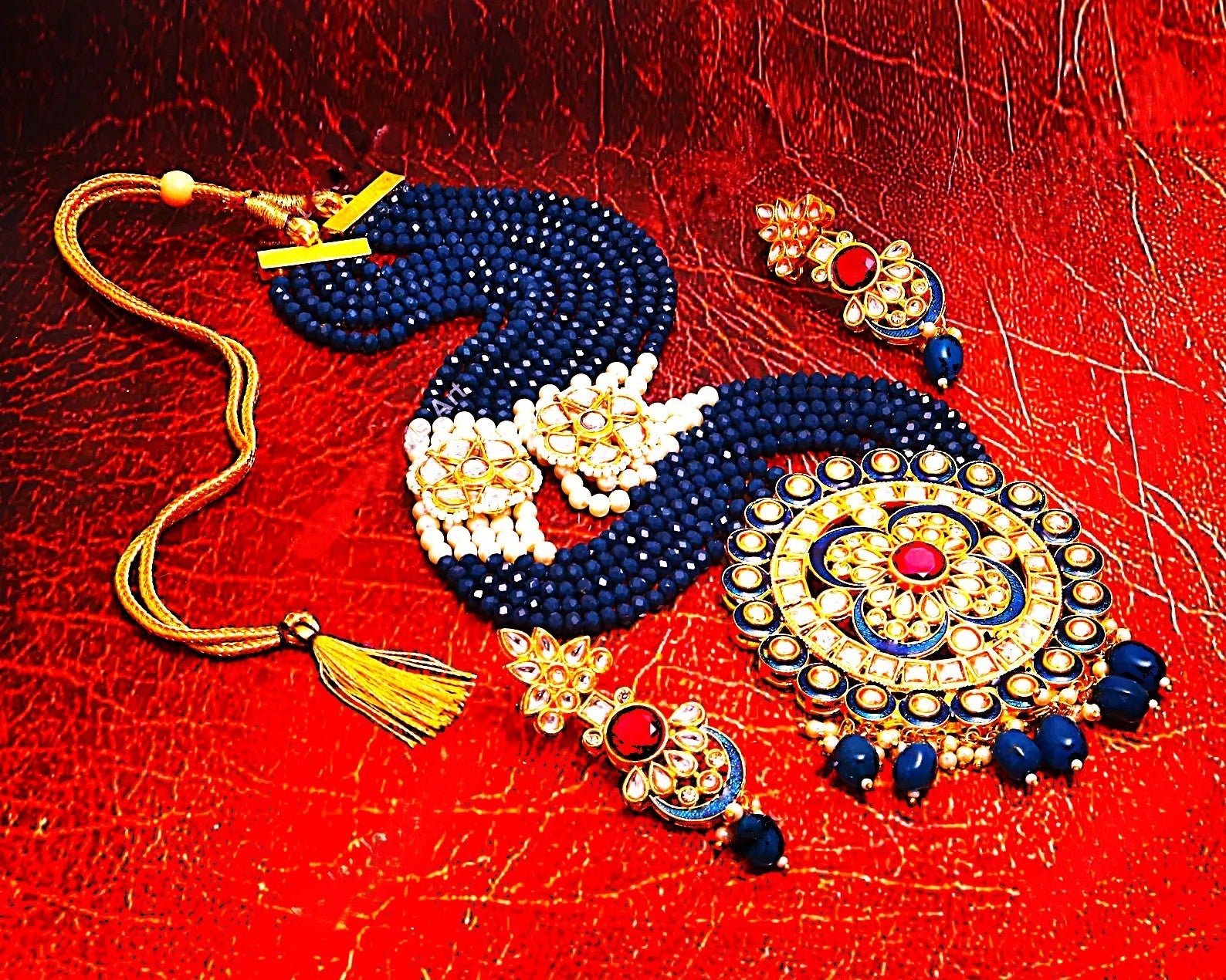 Traditional Festive Sets
