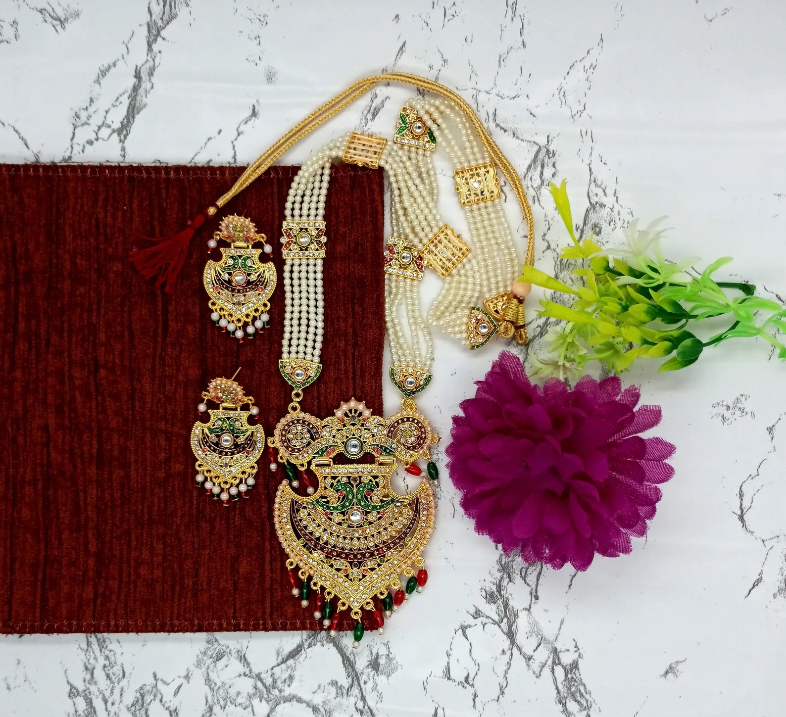Traditional Festive Sets