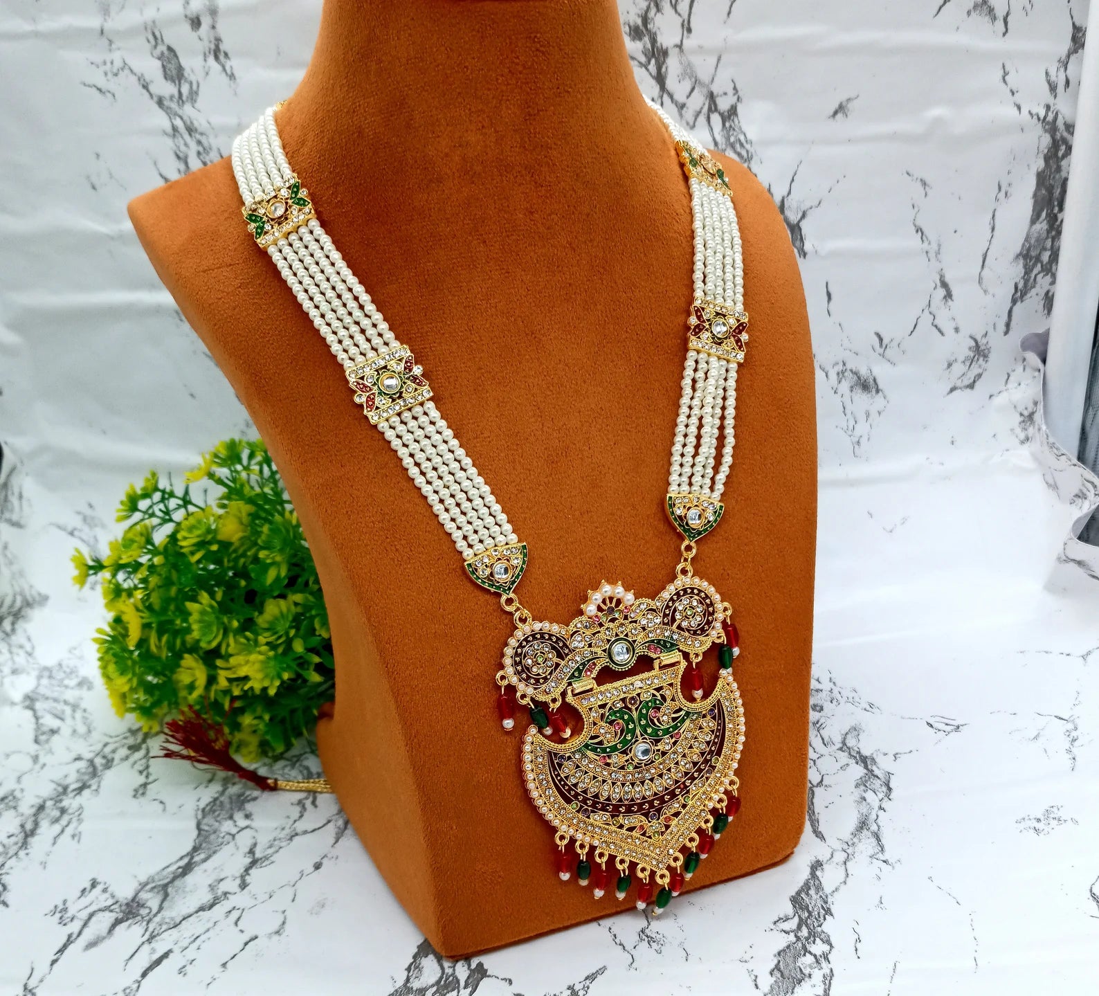 Traditional Festive Sets