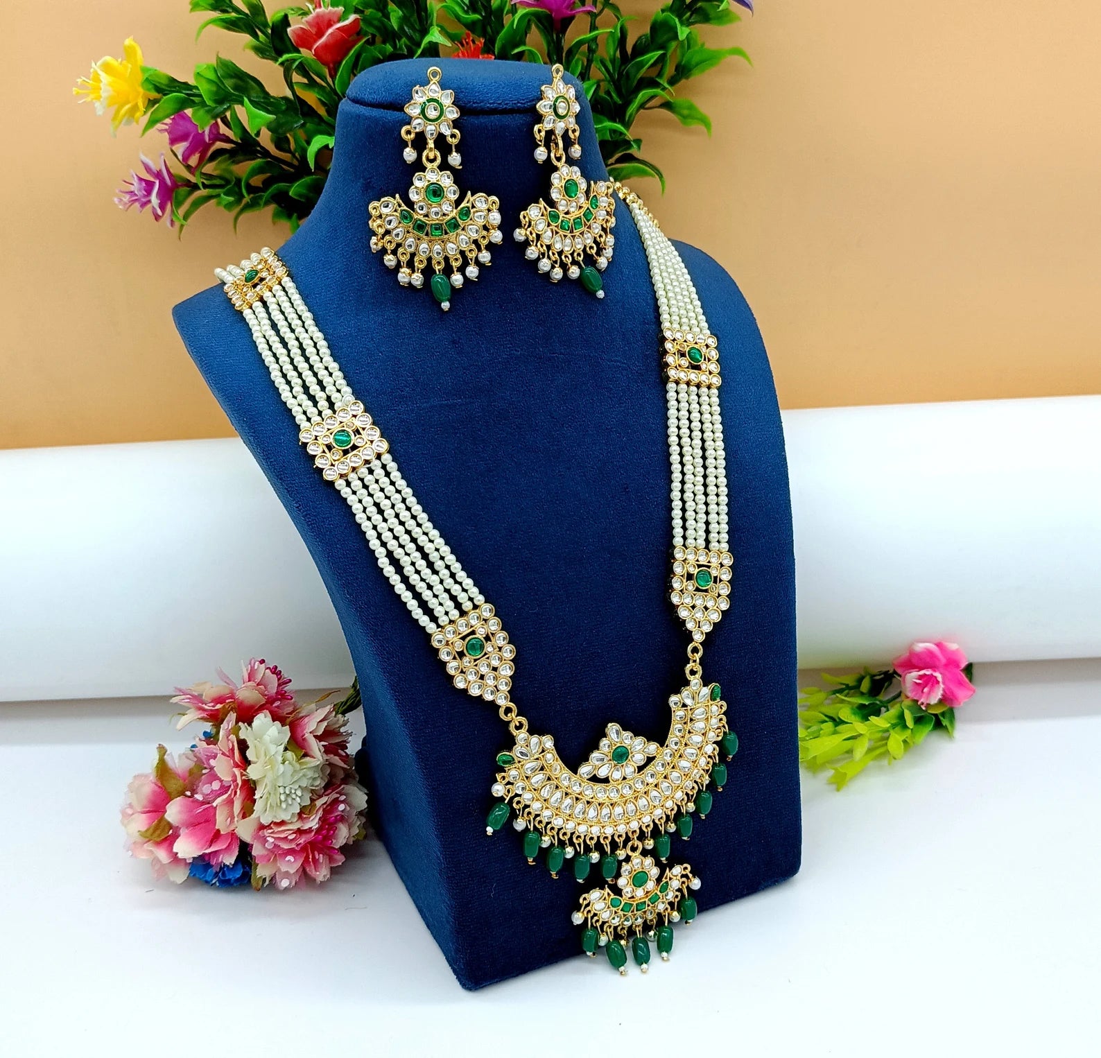 Traditional Festive Sets