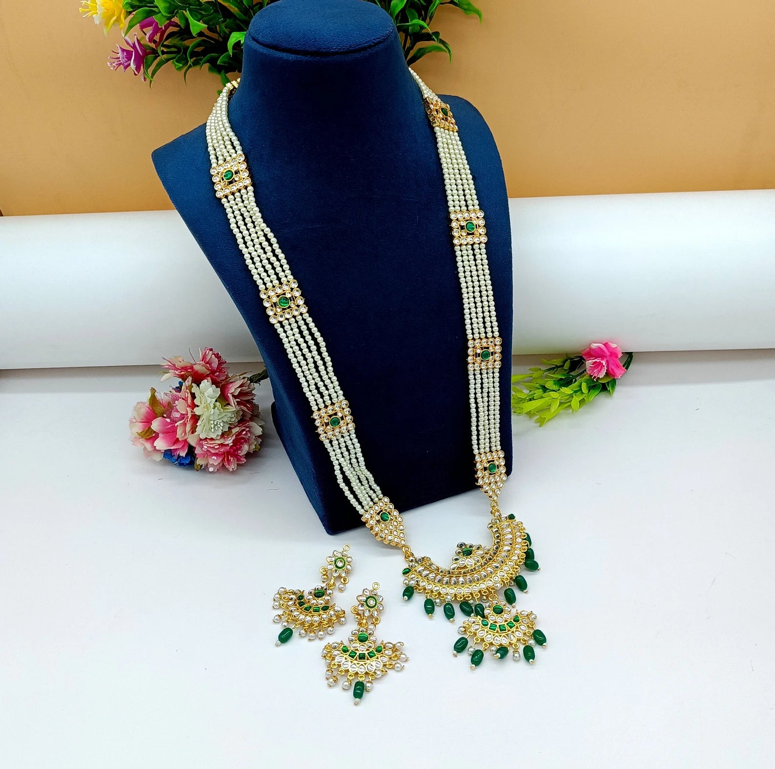 Traditional Festive Sets