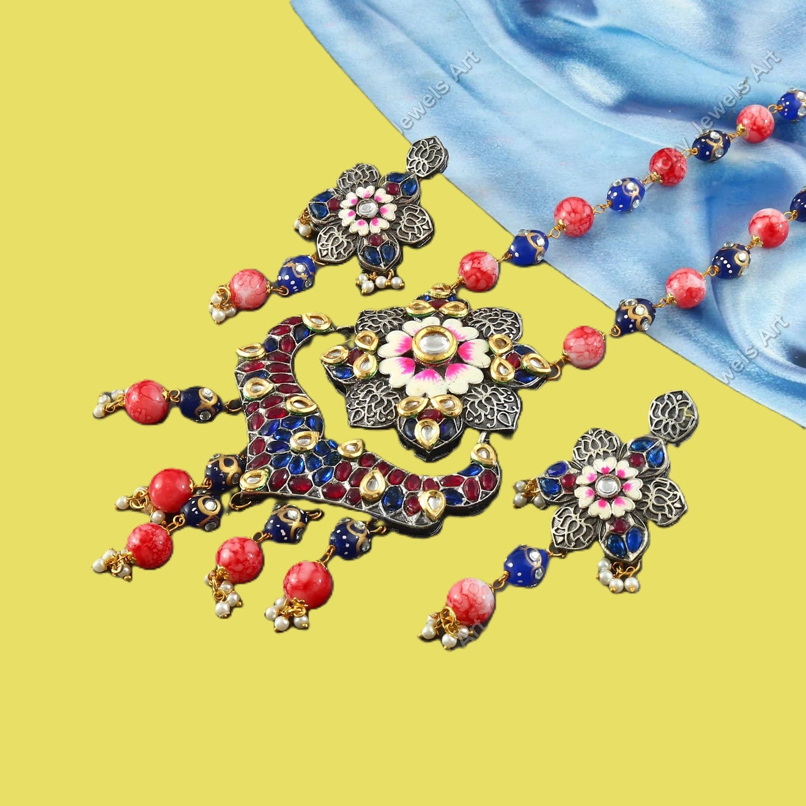 Traditional Festive Sets